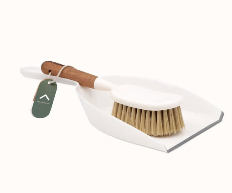 ست برس و خاک انداز دسته چوبی